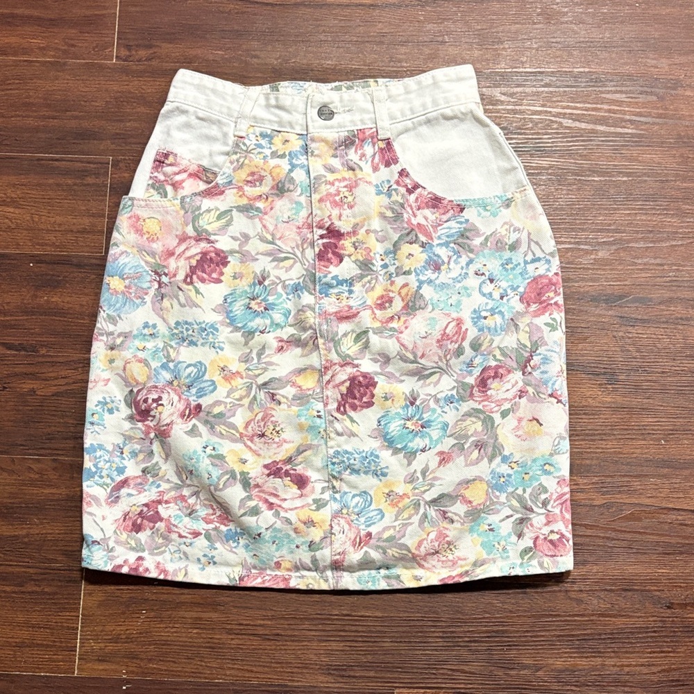 Breaker Jeans 80s/90s Floral Print Jean Skirt